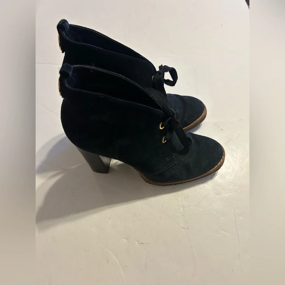 Tory Burch Black Lace Up suede  ankle Boots size 8.5 - Picture 4 of 6